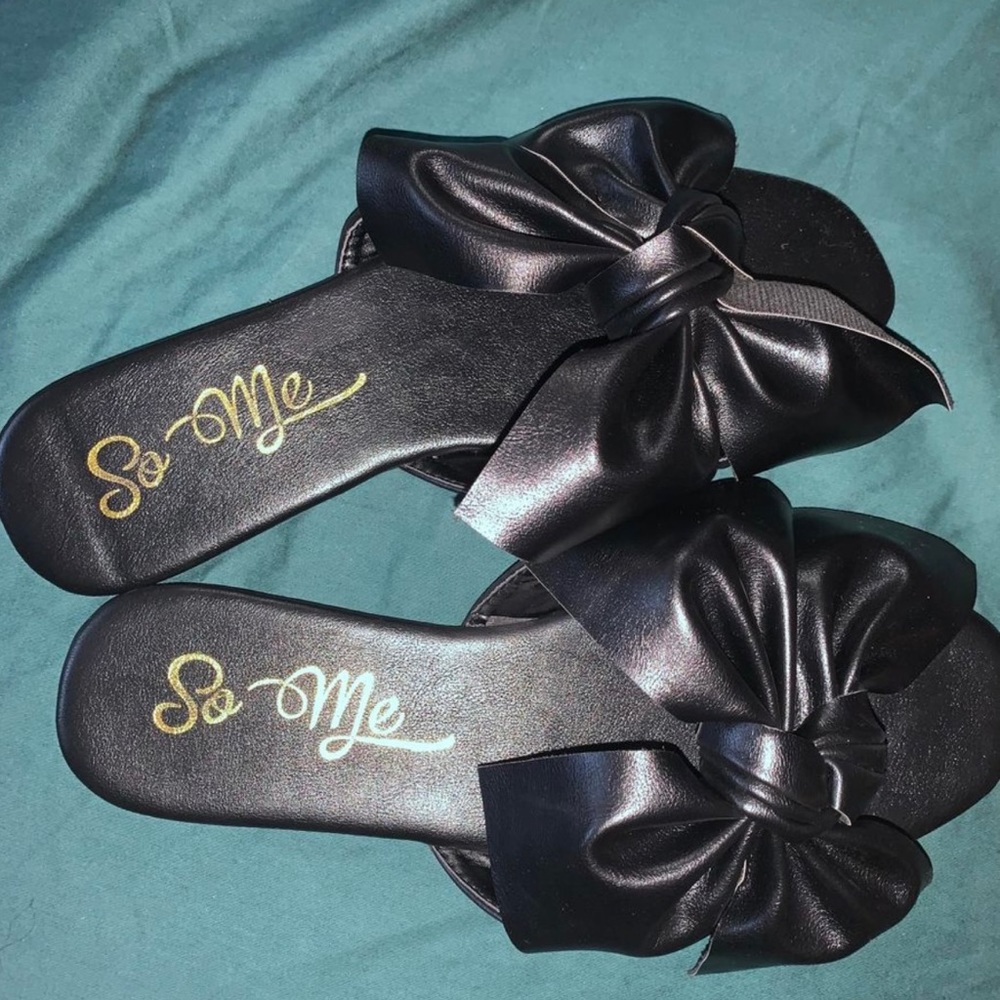 Black sandals